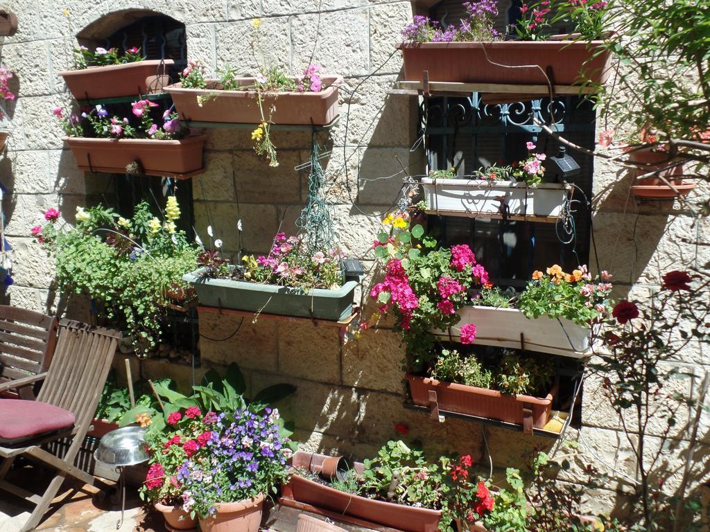 Cozy Garden Apartamento Jerusalém Exterior foto